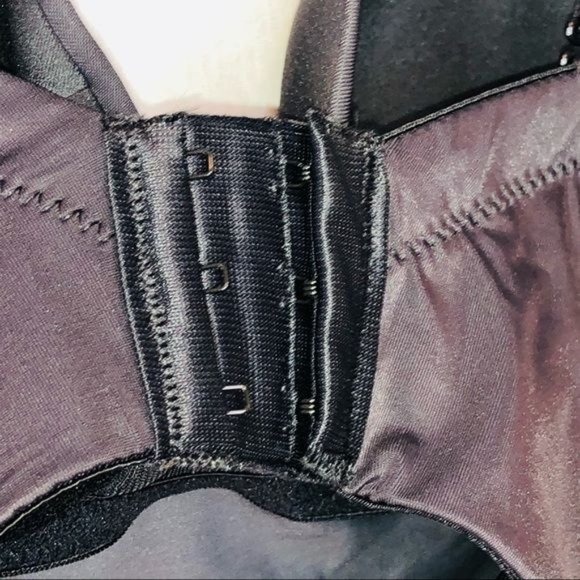 Maidenform Endlessly Smooth Tummy control slip - Picture 6 of 10